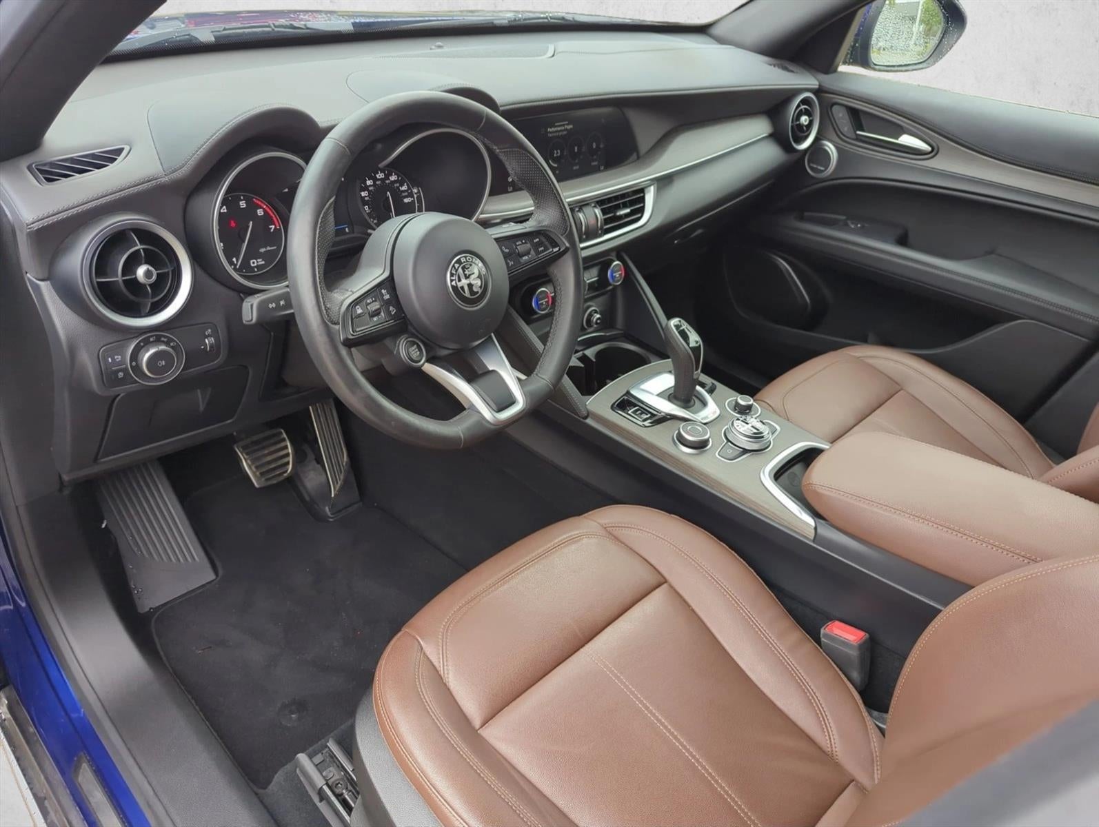 2022 Alfa Romeo Stelvio Ti AWD