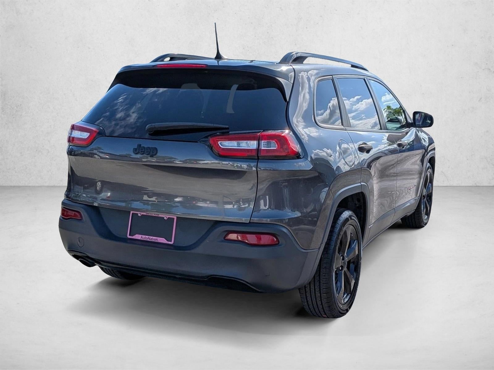 2017 Jeep Cherokee Altitude FWD *Ltd Avail*
