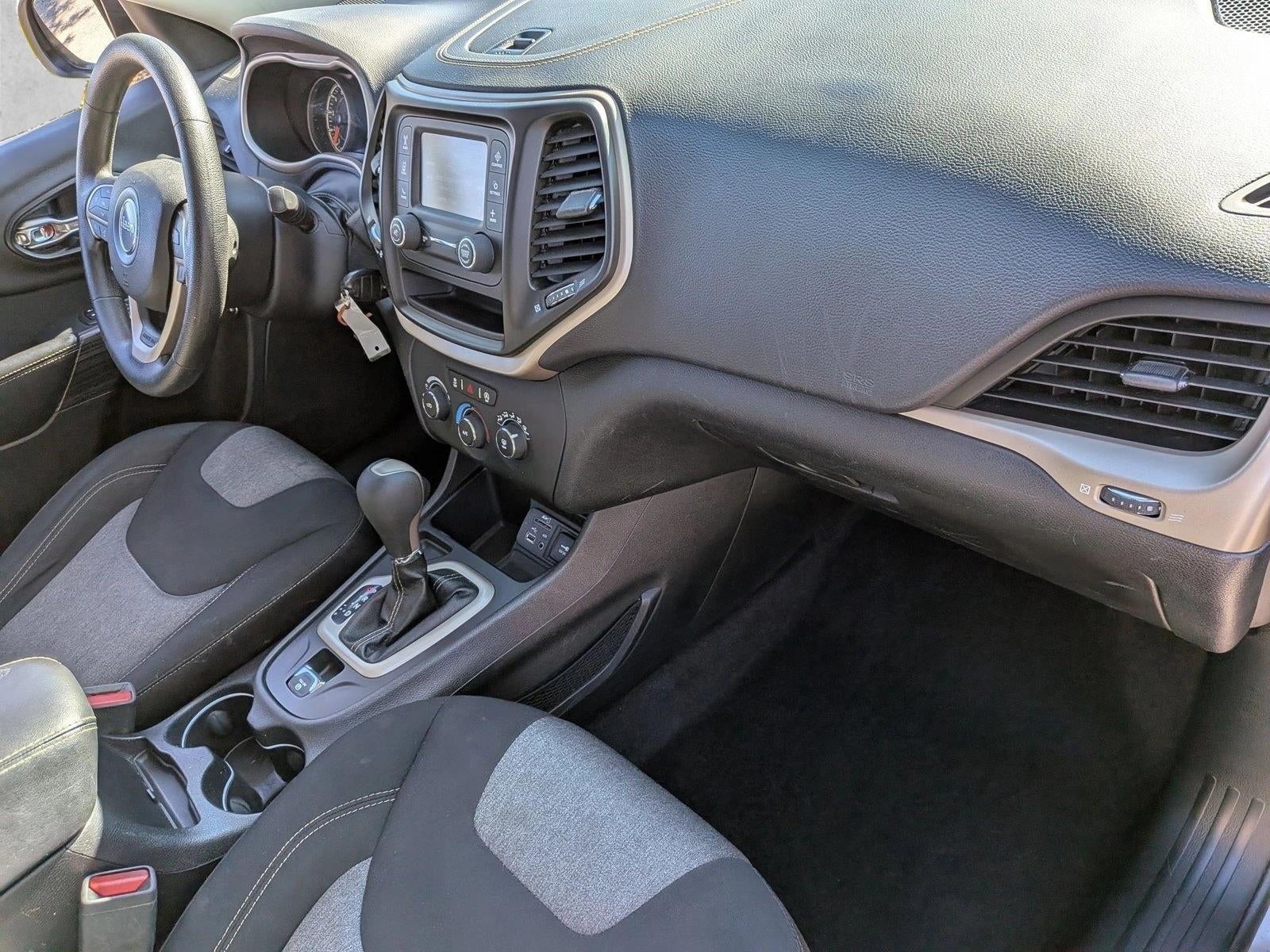 2017 Jeep Cherokee Sport FWD