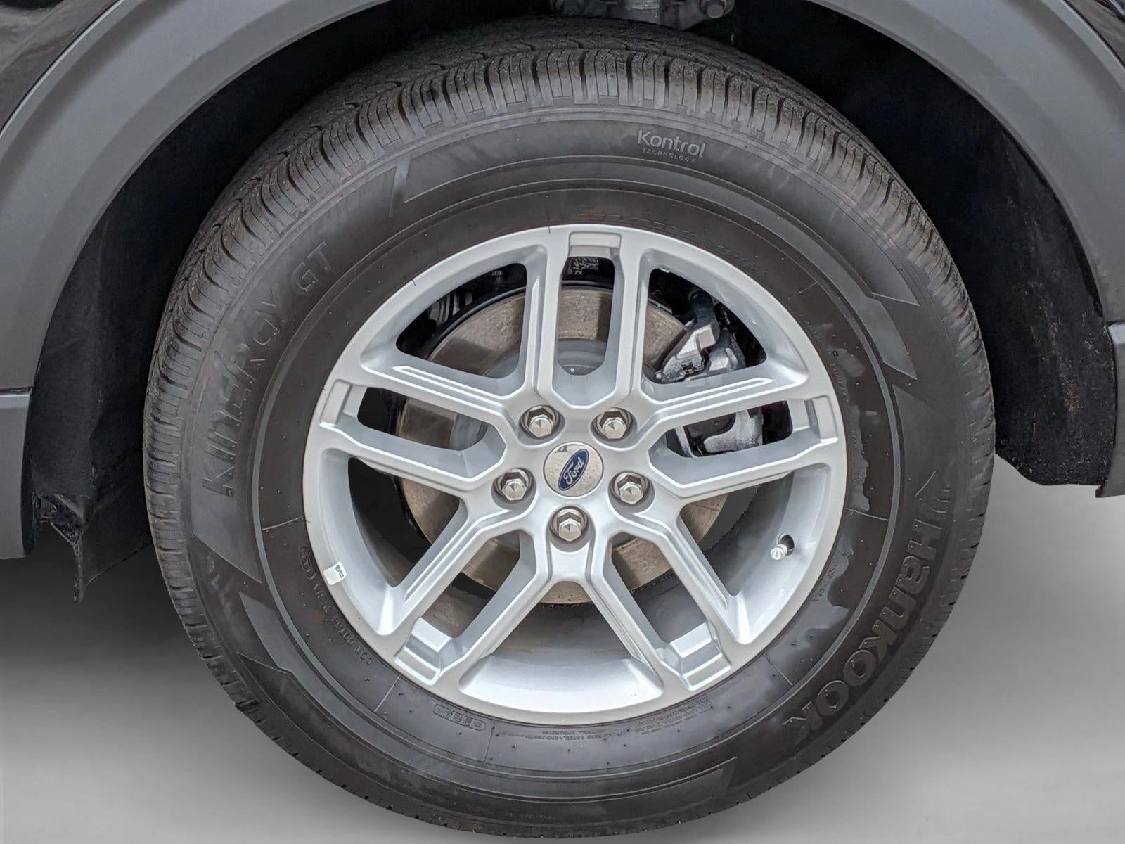 2026 Ford Explorer Active w/200A Pkg RWD