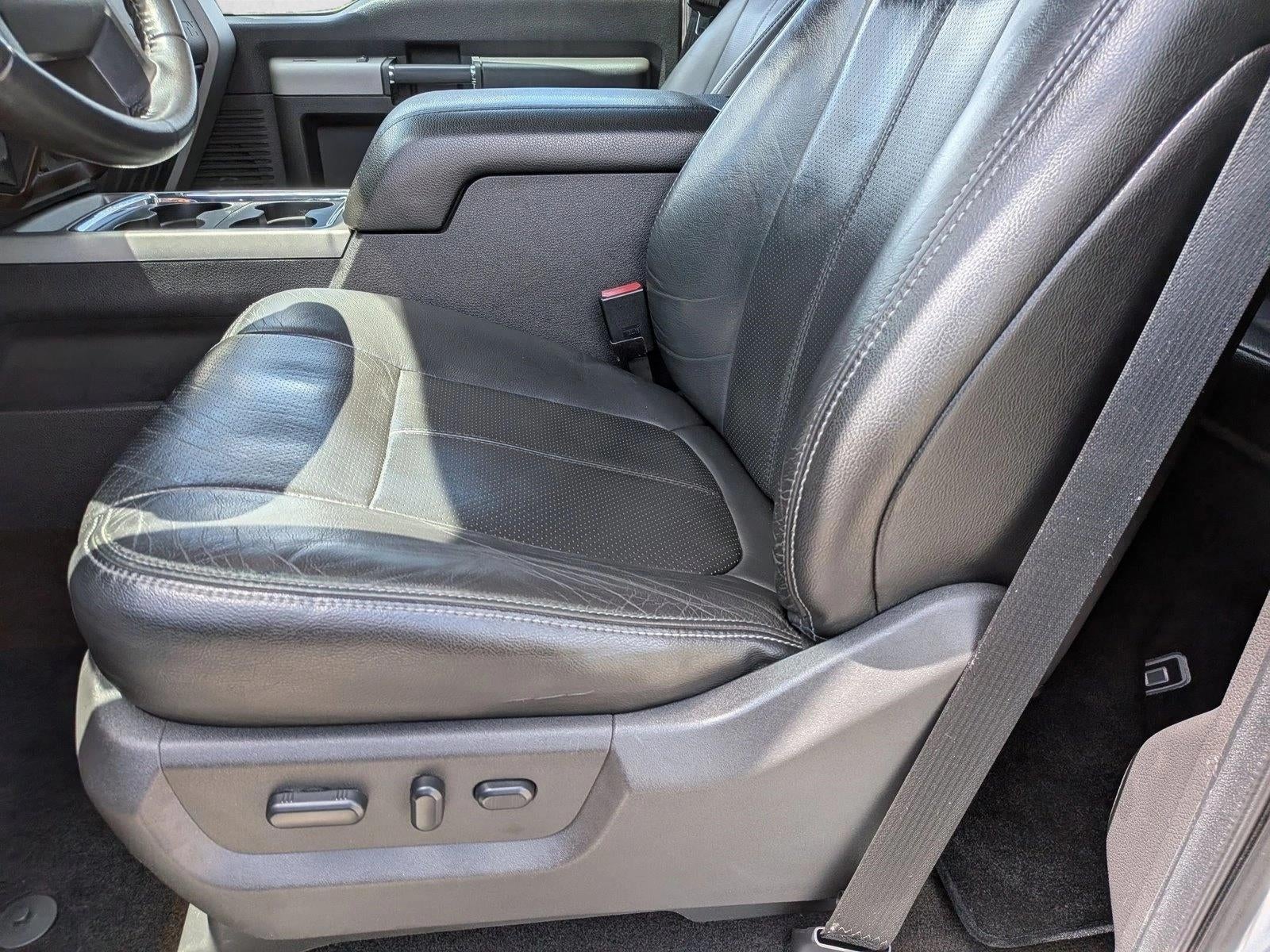 2013 Ford Super Duty F-250 SRW 4WD Crew Cab 6-3/4 Ft Box Lariat