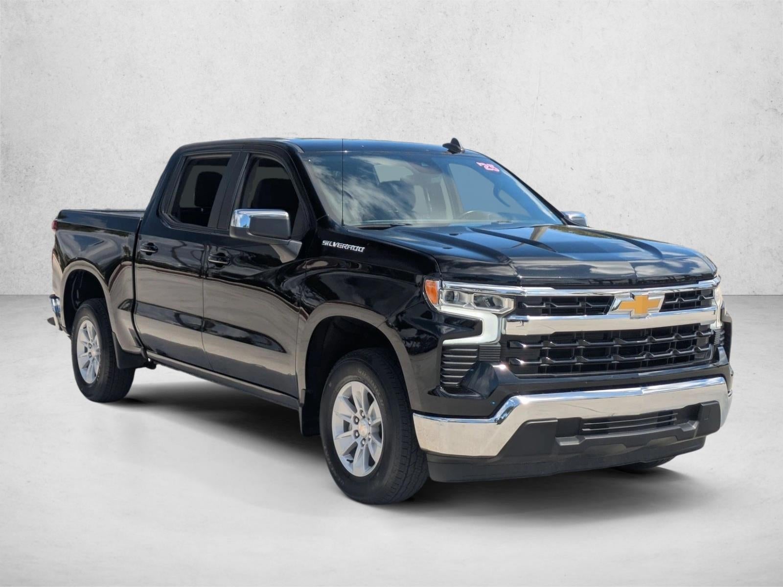 2025 Chevrolet Silverado 1500 Crew Cab Short Box 2-Wheel Drive LT