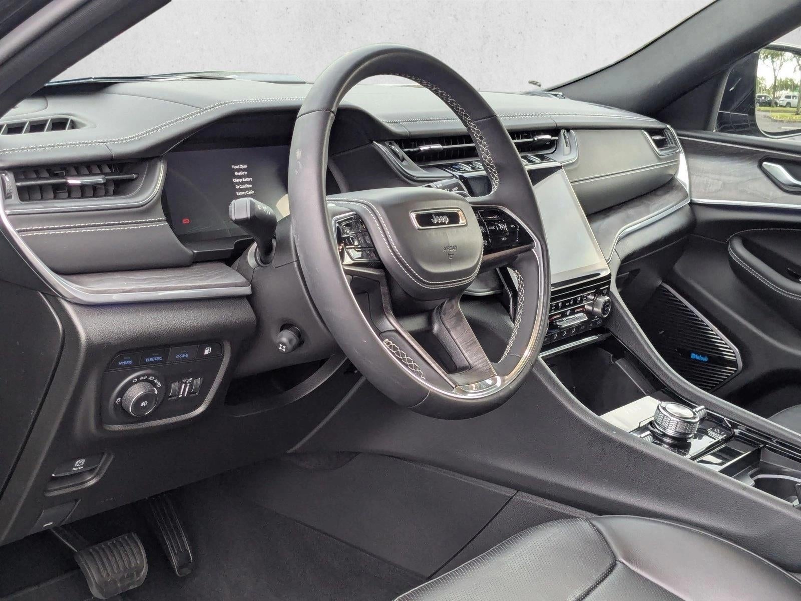 2022 Jeep Grand Cherokee 4xe Overland 4x4