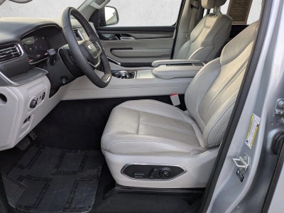 2024 Jeep Wagoneer L Series II 4x2 *Ltd Avail*