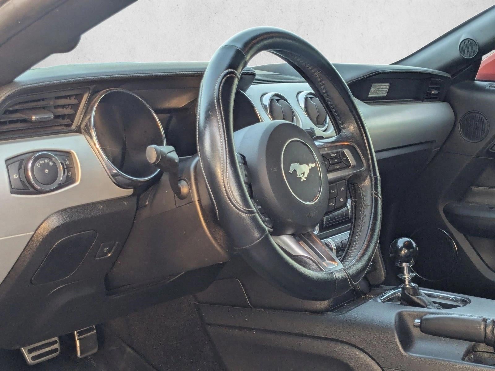 2015 Ford Mustang 2dr Fastback EcoBoost Premium