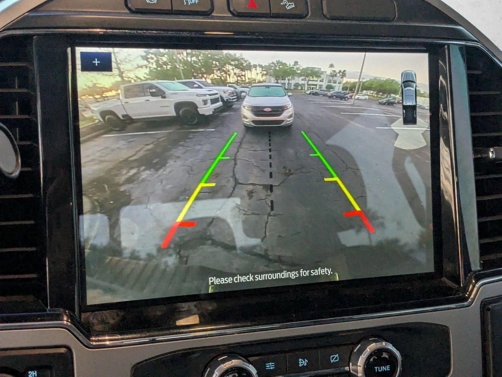 2022 Ford Super Duty F-250 SRW LARIAT 4WD Crew Cab 6.75' Box