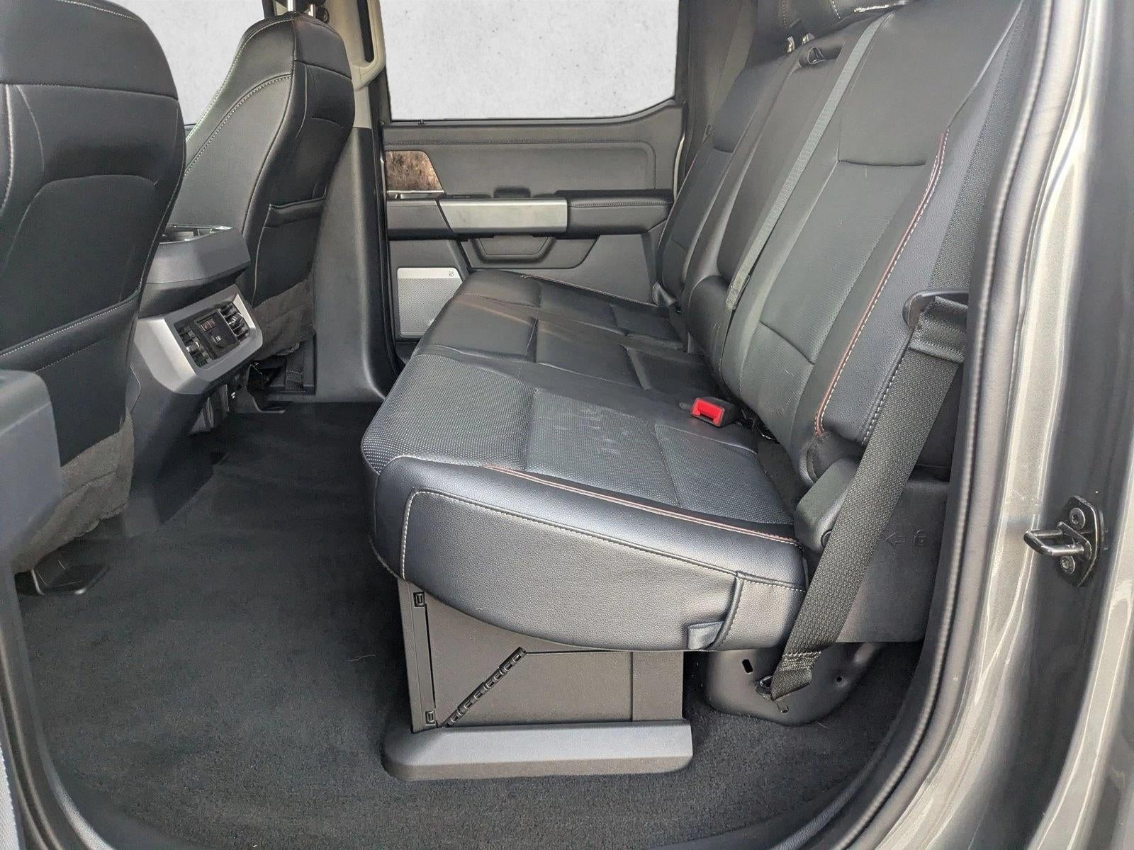 2023 Ford Super Duty F-250 SRW LARIAT 4WD Crew Cab 6.75' Box