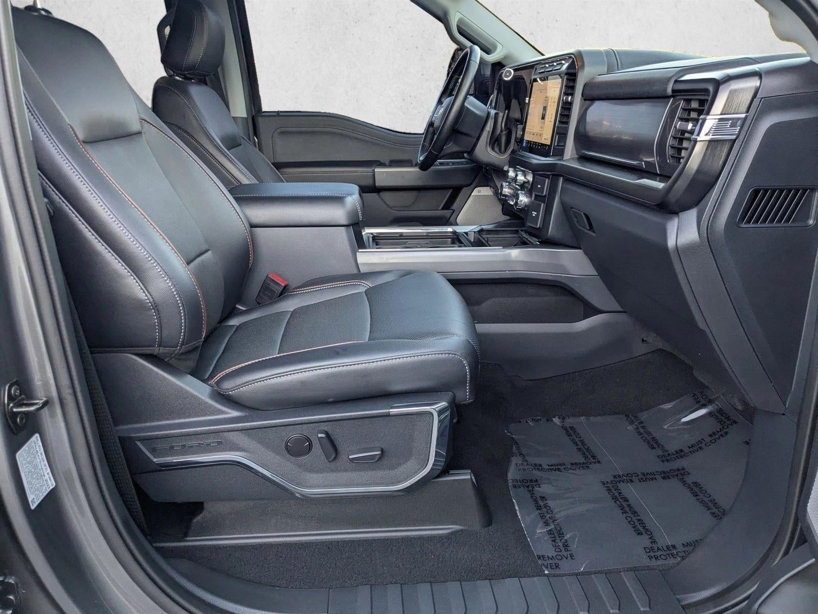 2023 Ford Super Duty F-250 SRW LARIAT 4WD Crew Cab 6.75' Box