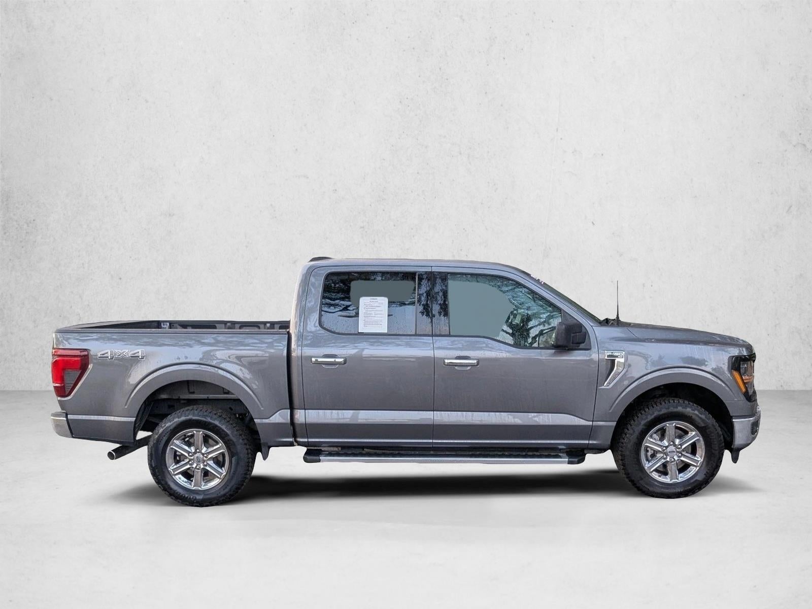 2025 Ford F-150 XLT 4WD SuperCrew 5.5' Box
