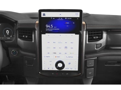 2023 Ford F-150 Lightning LARIAT 4WD SuperCrew 5.5' Box