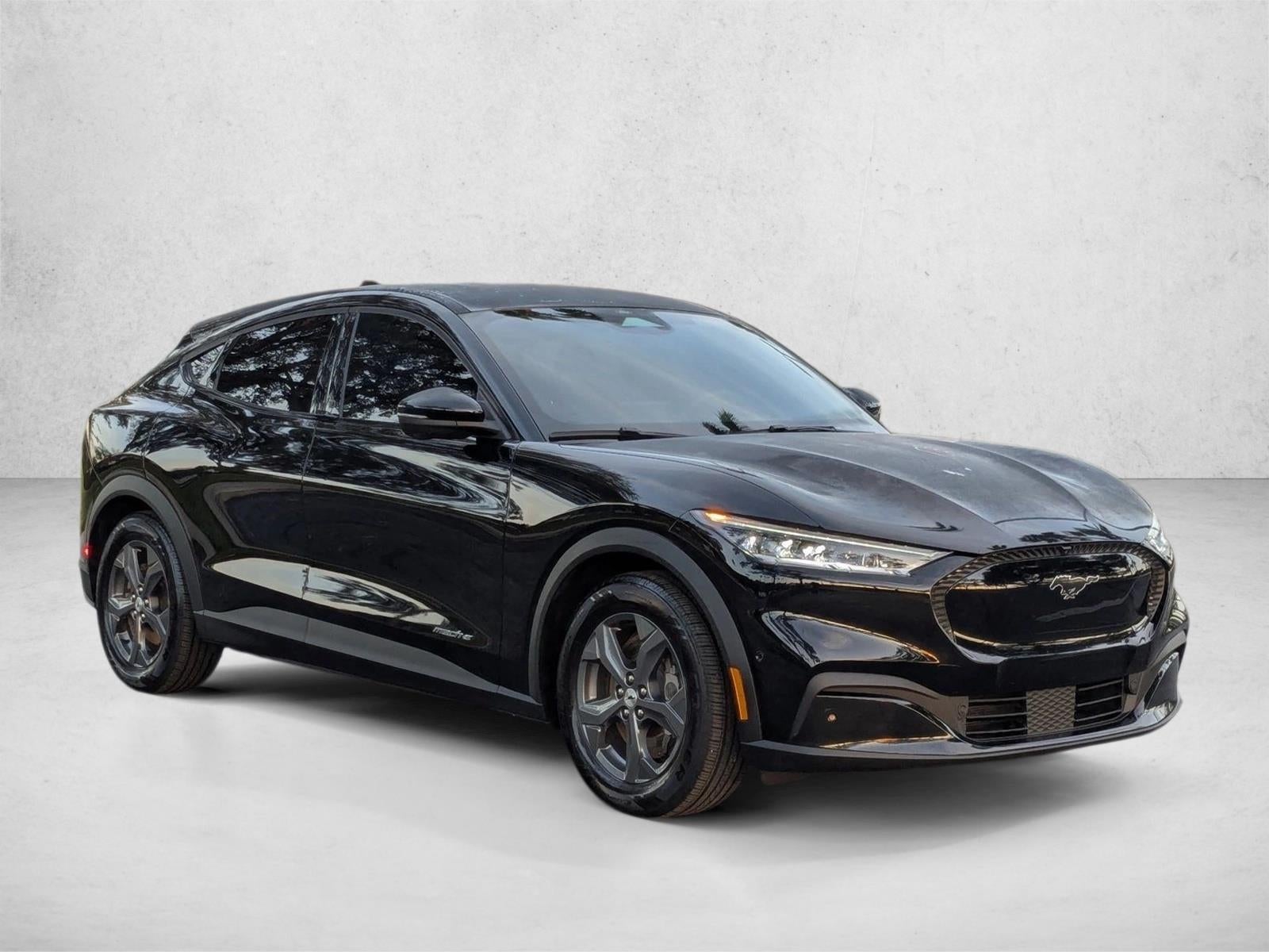 2022 Ford Mustang Mach-E Select RWD