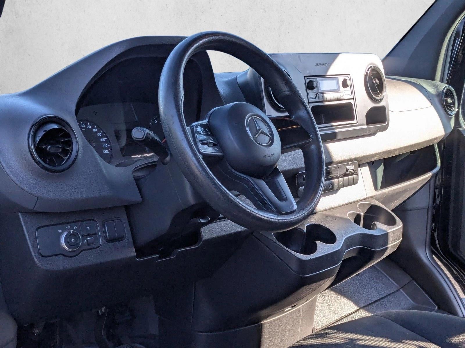 2019 Mercedes-Benz Sprinter Cargo Van 2500 Standard Roof V6 144" RWD