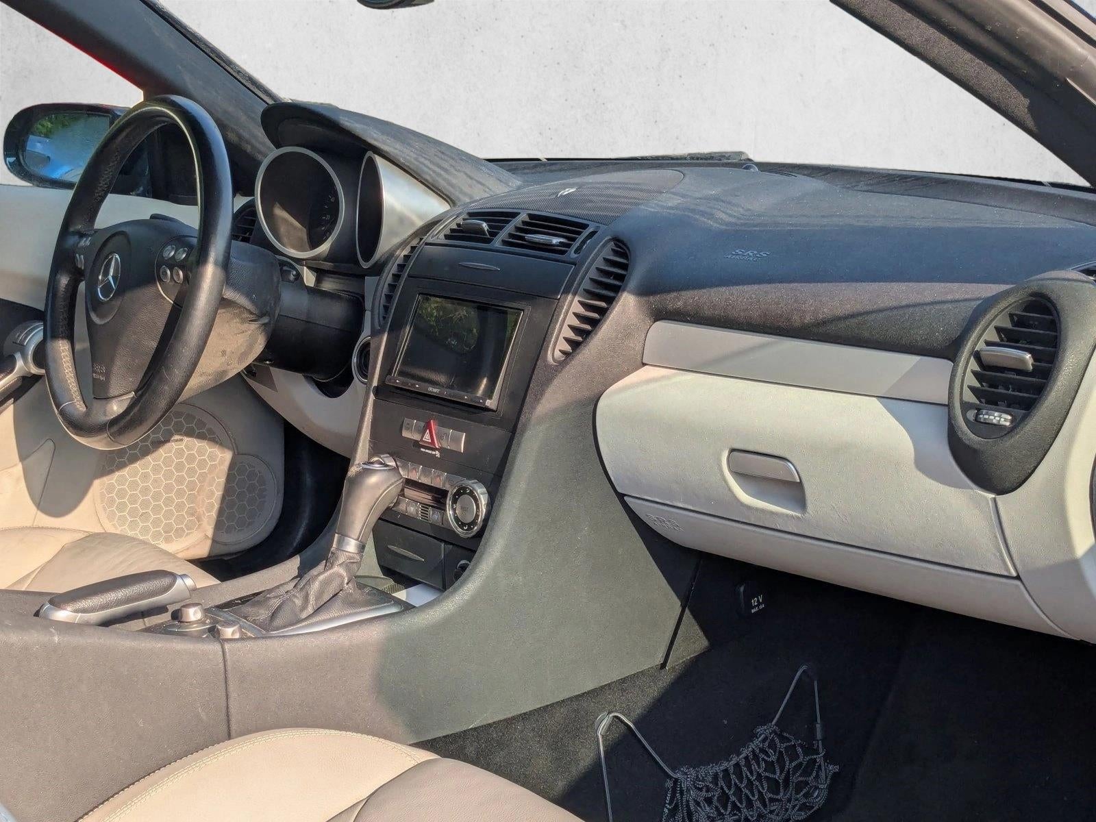 2005 Mercedes-Benz SLK Base