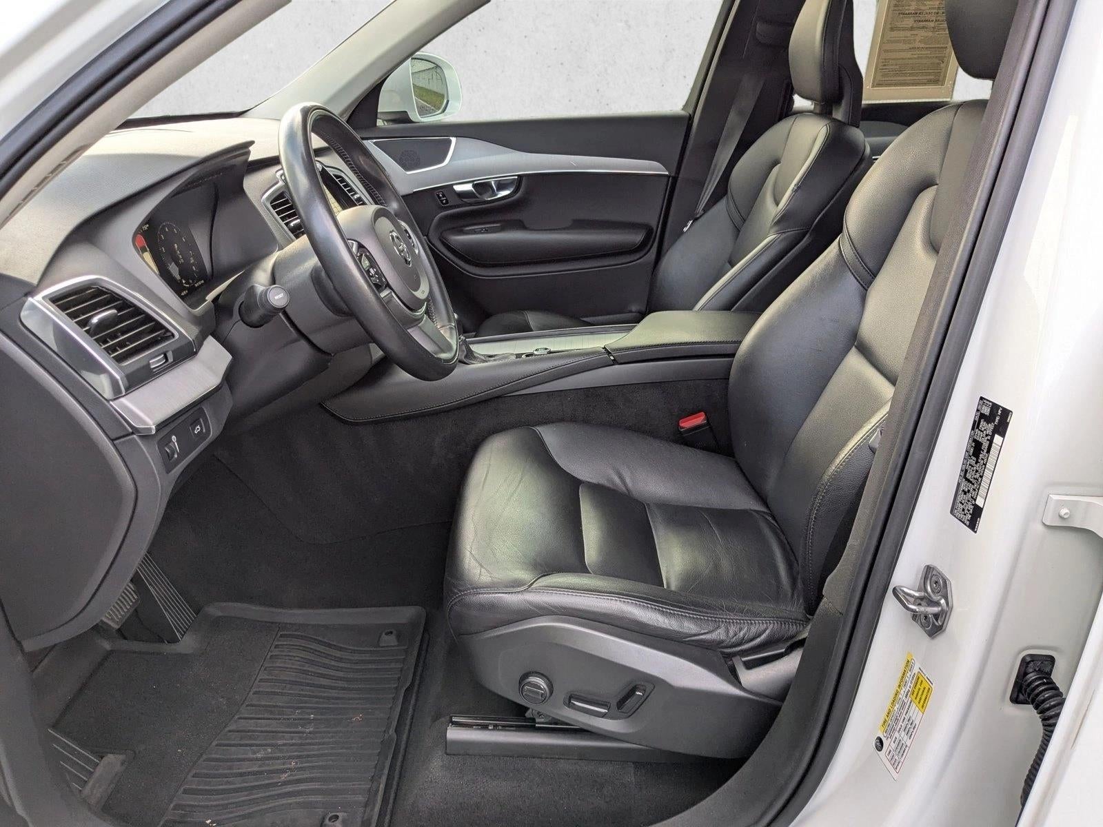 2021 Volvo XC90 T5 AWD Momentum 7P