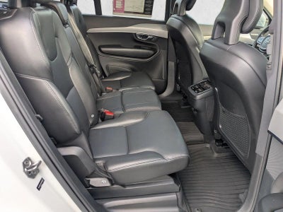 2021 Volvo XC90 T5 AWD Momentum 7P
