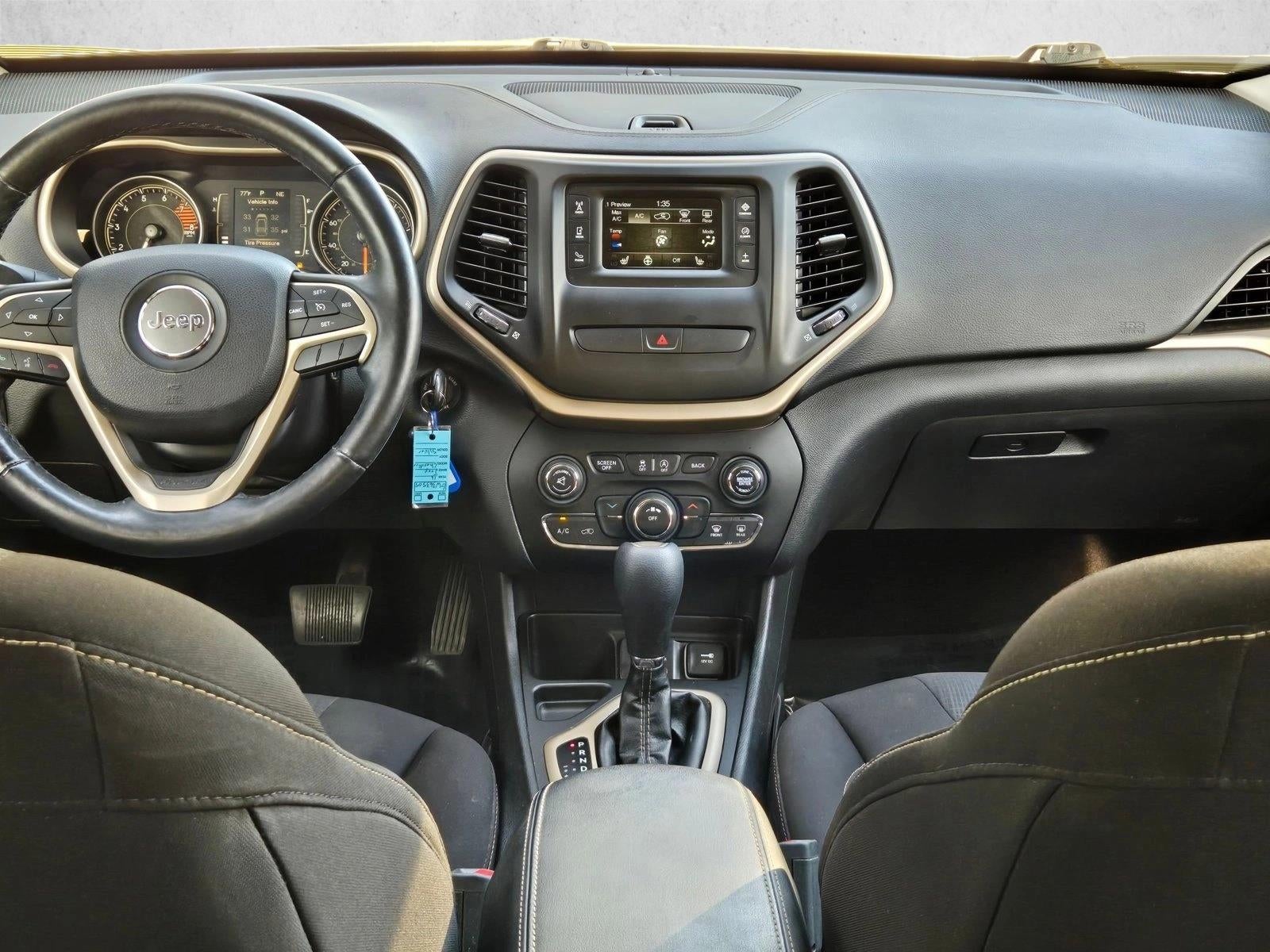 2016 Jeep Cherokee FWD 4dr Latitude