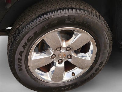 2014 RAM 1500 2WD Quad Cab 6.4 Ft Box Big Horn