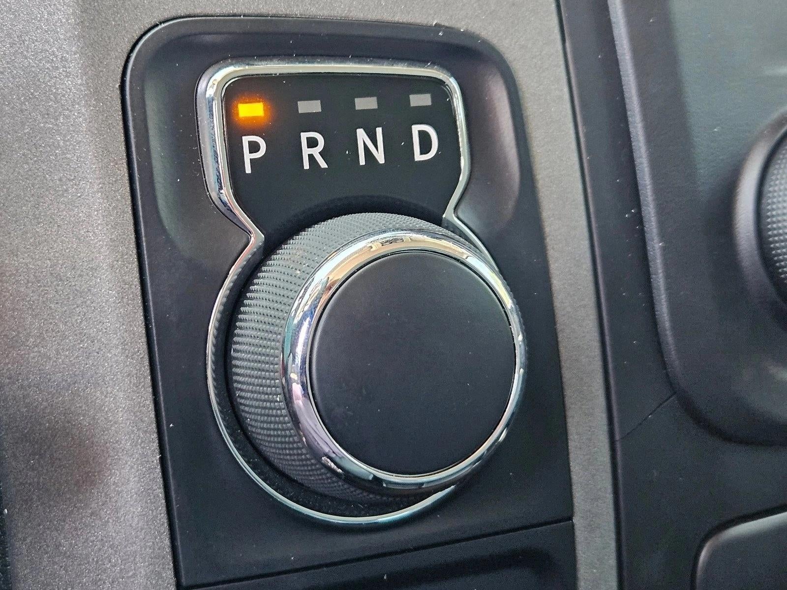 2014 RAM 1500 2WD Crew Cab 5.7 Ft Box Express