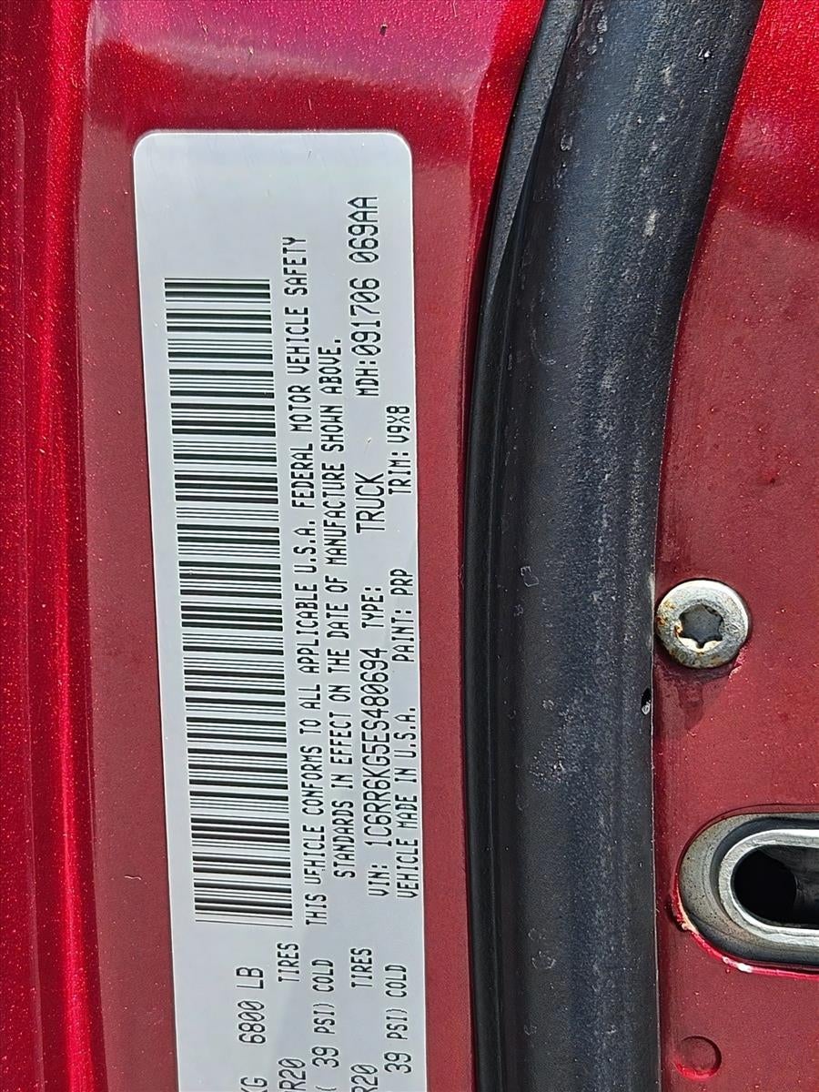 2014 RAM 1500 2WD Crew Cab 5.7 Ft Box Express