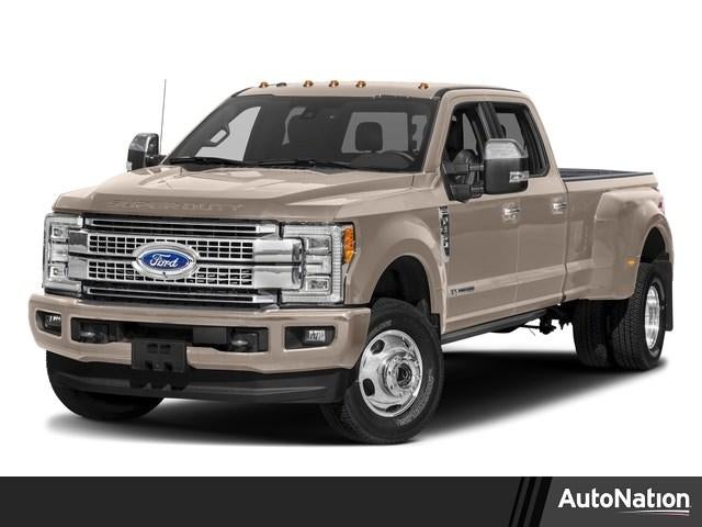 2018 Ford Super Duty F-350 DRW Platinum 4WD Crew Cab 8' Box