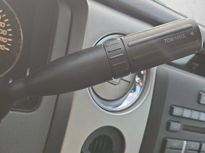 2013 Ford F-150 2WD SuperCrew 5-1/2 Ft Box XLT