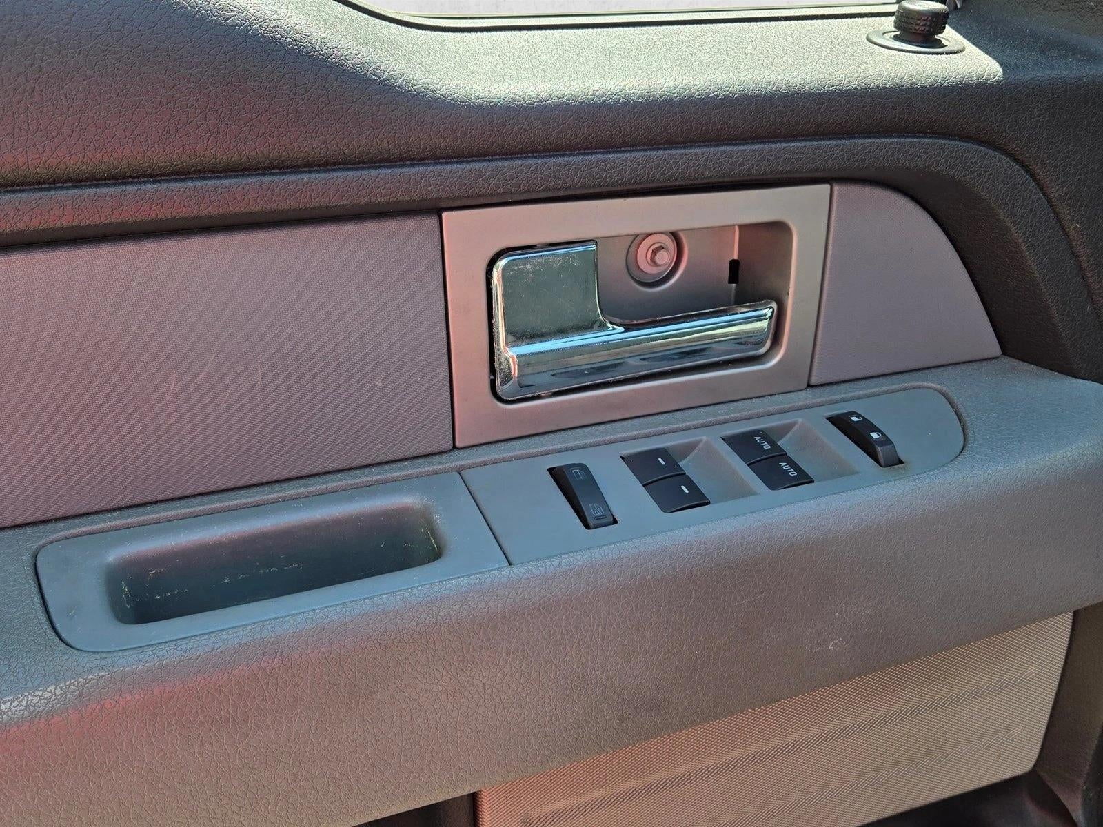 2013 Ford F-150 2WD SuperCrew 5-1/2 Ft Box XLT