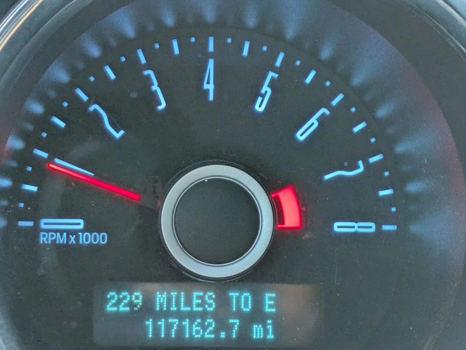 2014 Ford Mustang 2dr Cpe V6