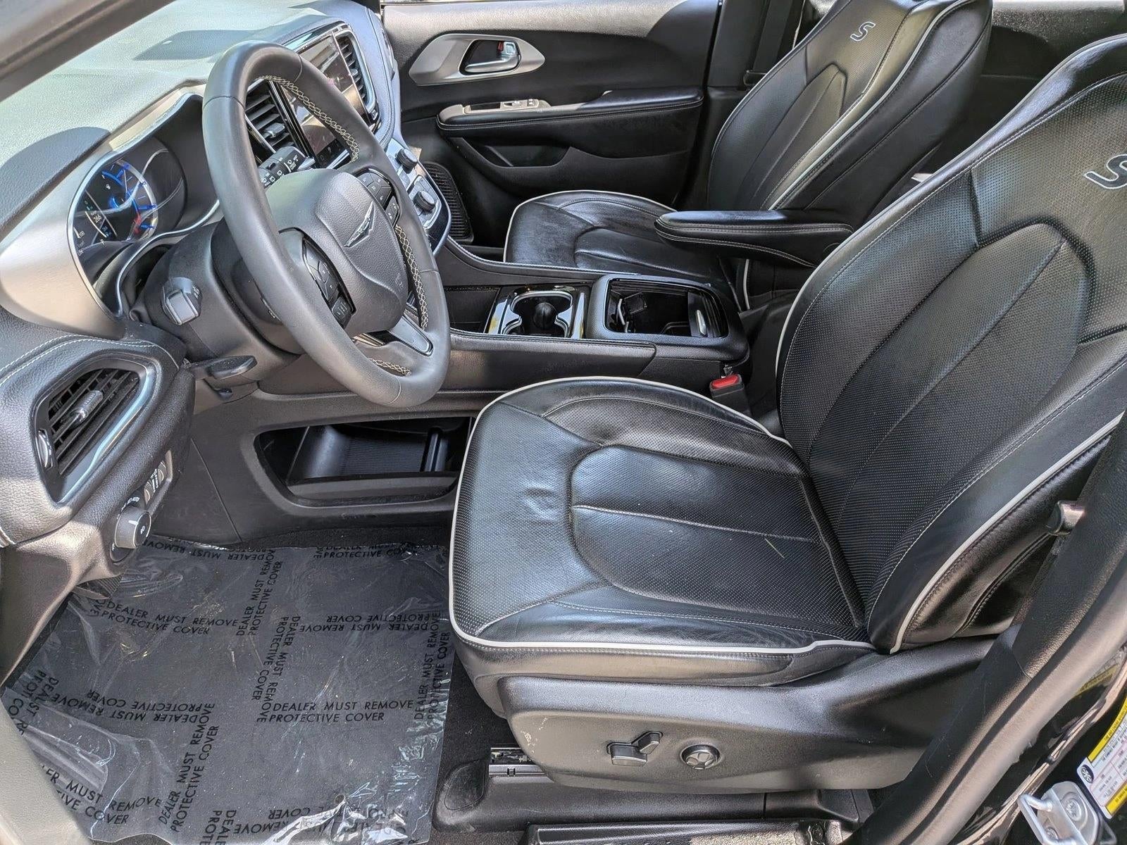 2022 Chrysler Pacifica Hybrid Limited FWD