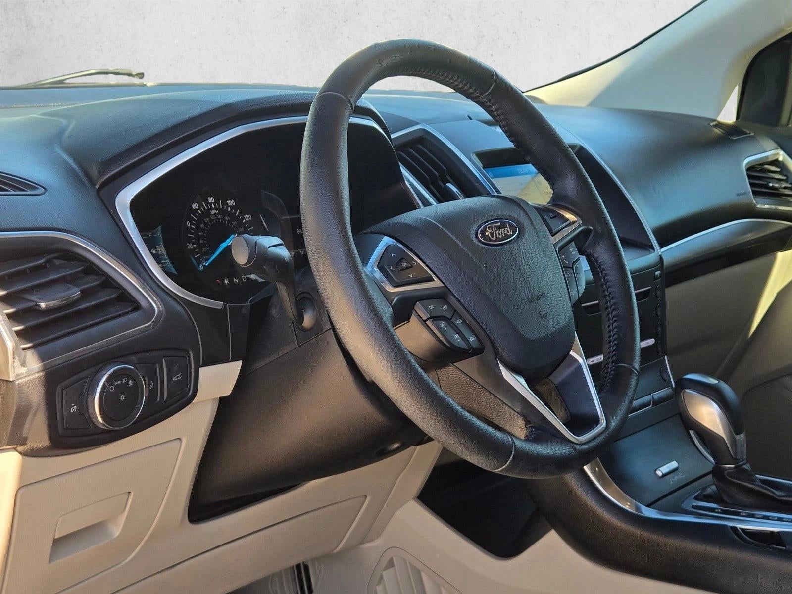 2017 Ford Edge Titanium FWD