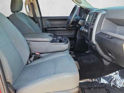 2016 RAM 1500 2WD Crew Cab 5.7 Ft Box Express