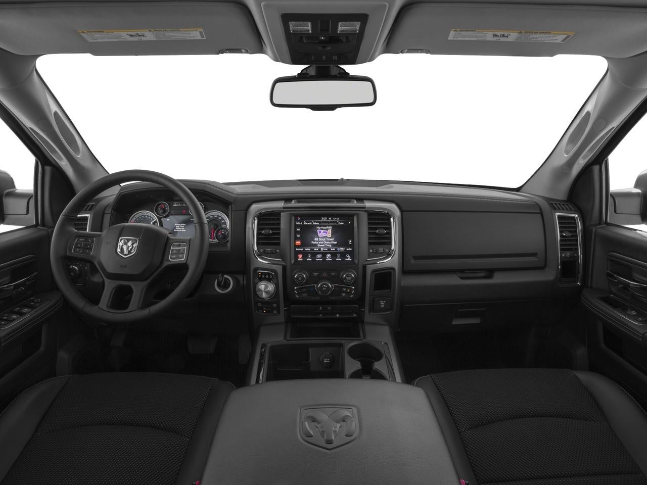 2016 RAM 1500 2WD Crew Cab 5.7 Ft Box Express