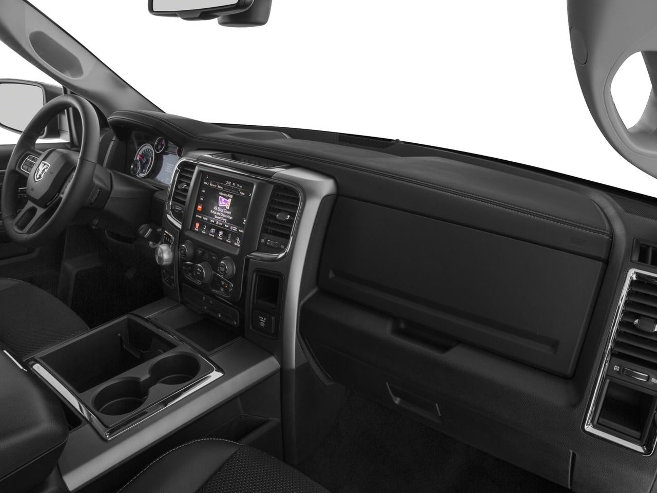 2016 RAM 1500 2WD Crew Cab 5.7 Ft Box Express