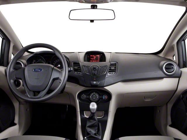 2013 Ford Fiesta 4dr Sdn SE