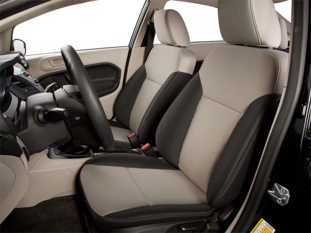 2013 Ford Fiesta 4dr Sdn SE