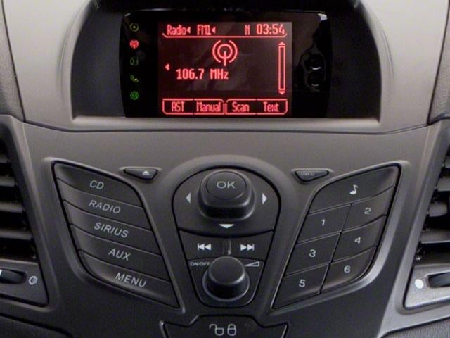 2013 Ford Fiesta 4dr Sdn SE