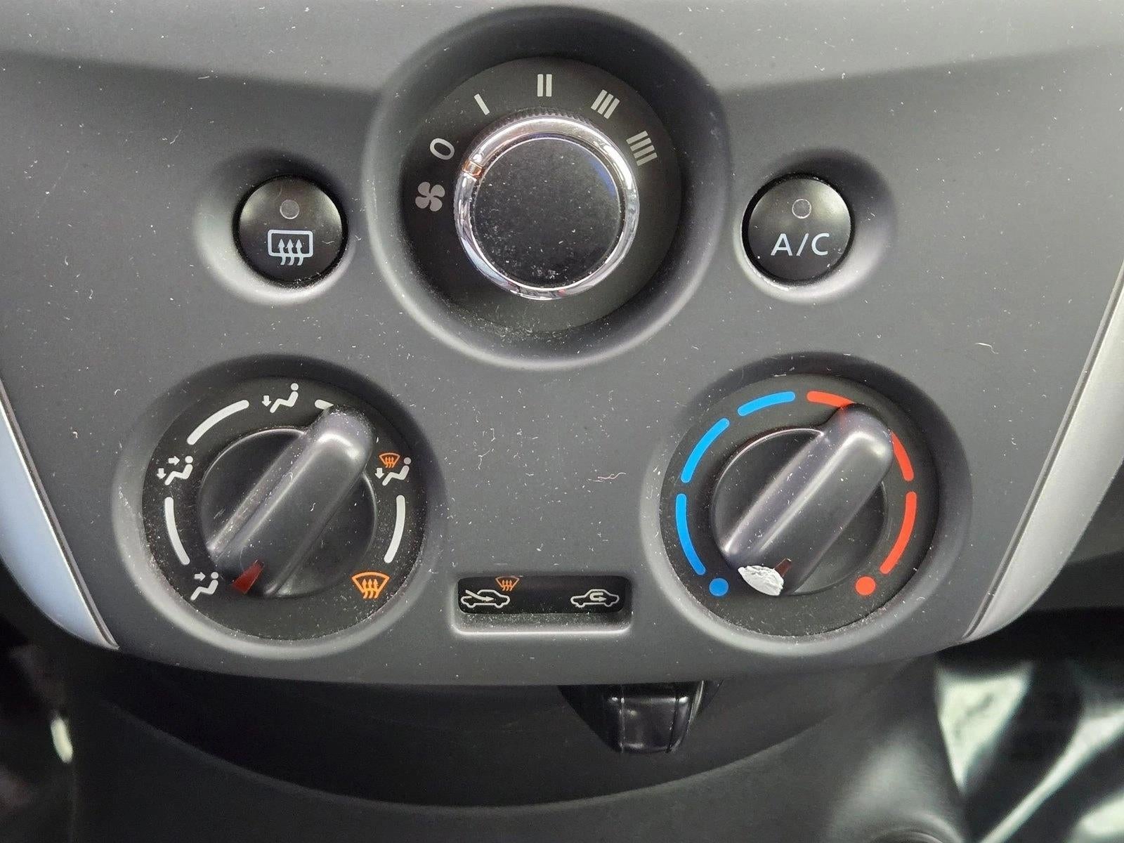 2017 Nissan Versa Sedan SV CVT