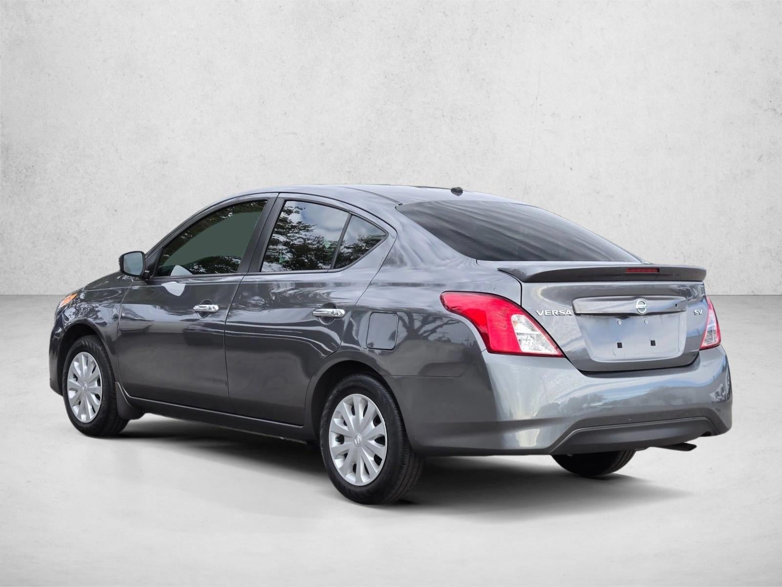 2017 Nissan Versa Sedan SV CVT