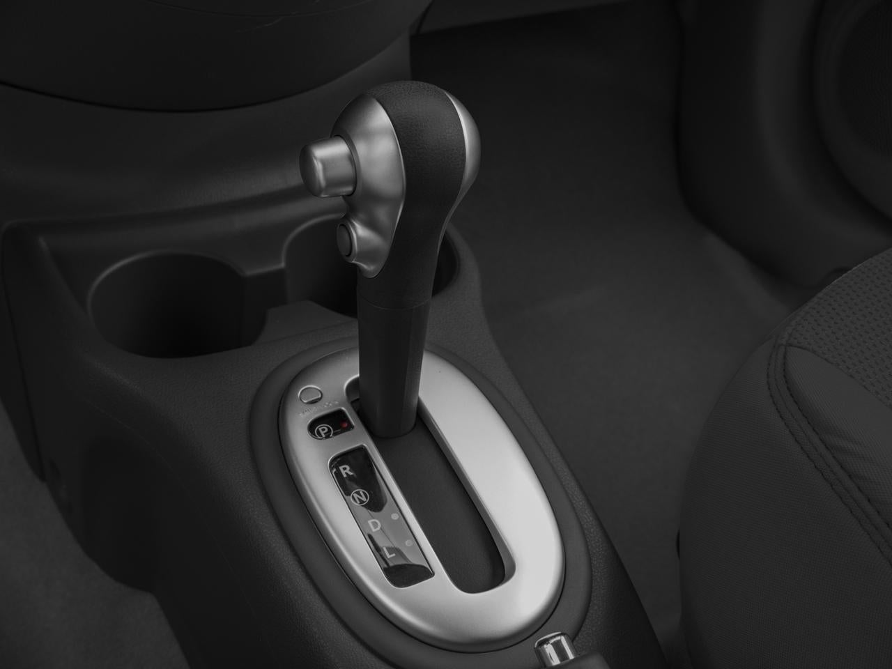 2017 Nissan Versa Sedan SV CVT