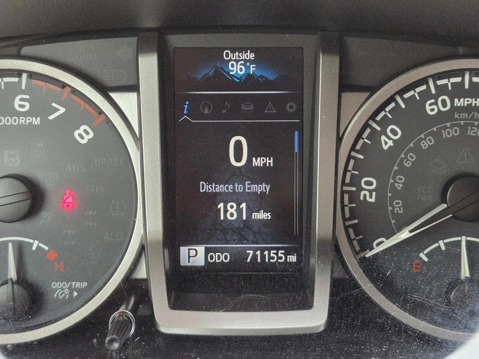 2018 Toyota Tacoma SR5 Double Cab 5' Bed V6 4x2 AT (GS)