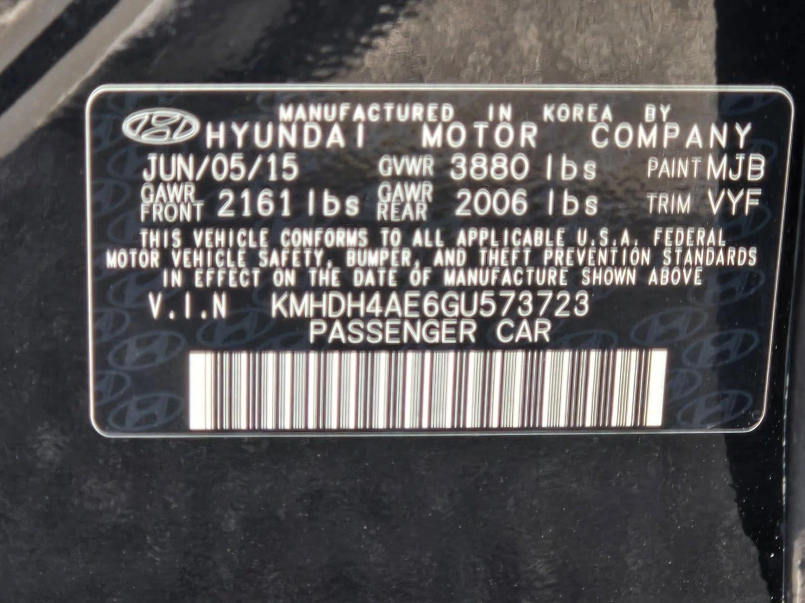 2016 Hyundai ELANTRA 4dr Sdn Auto SE