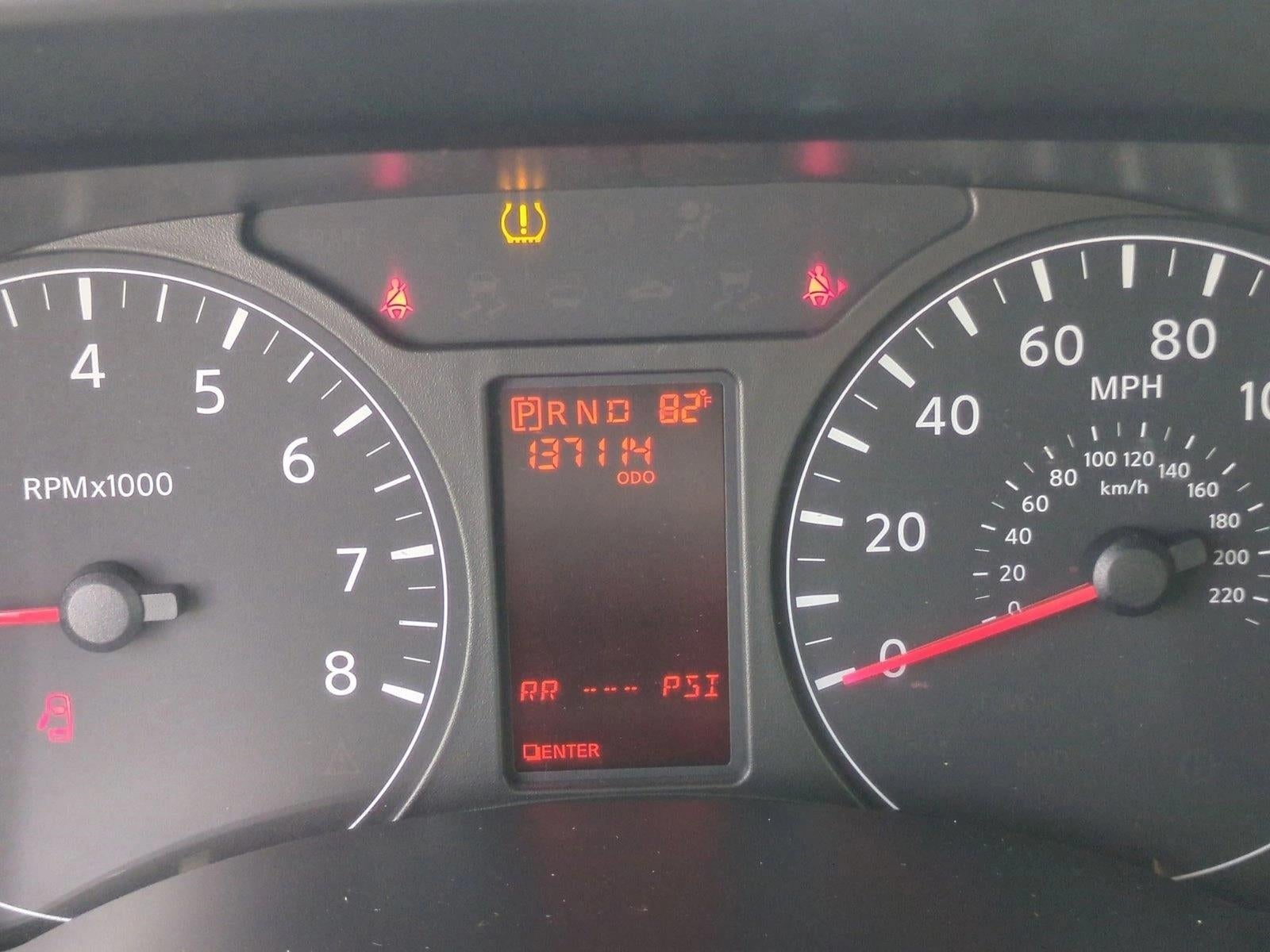 2016 Nissan NVP V8 SL