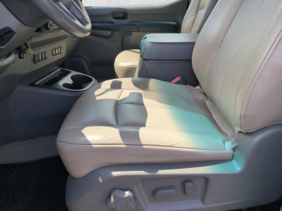 2016 Nissan NVP V8 SL