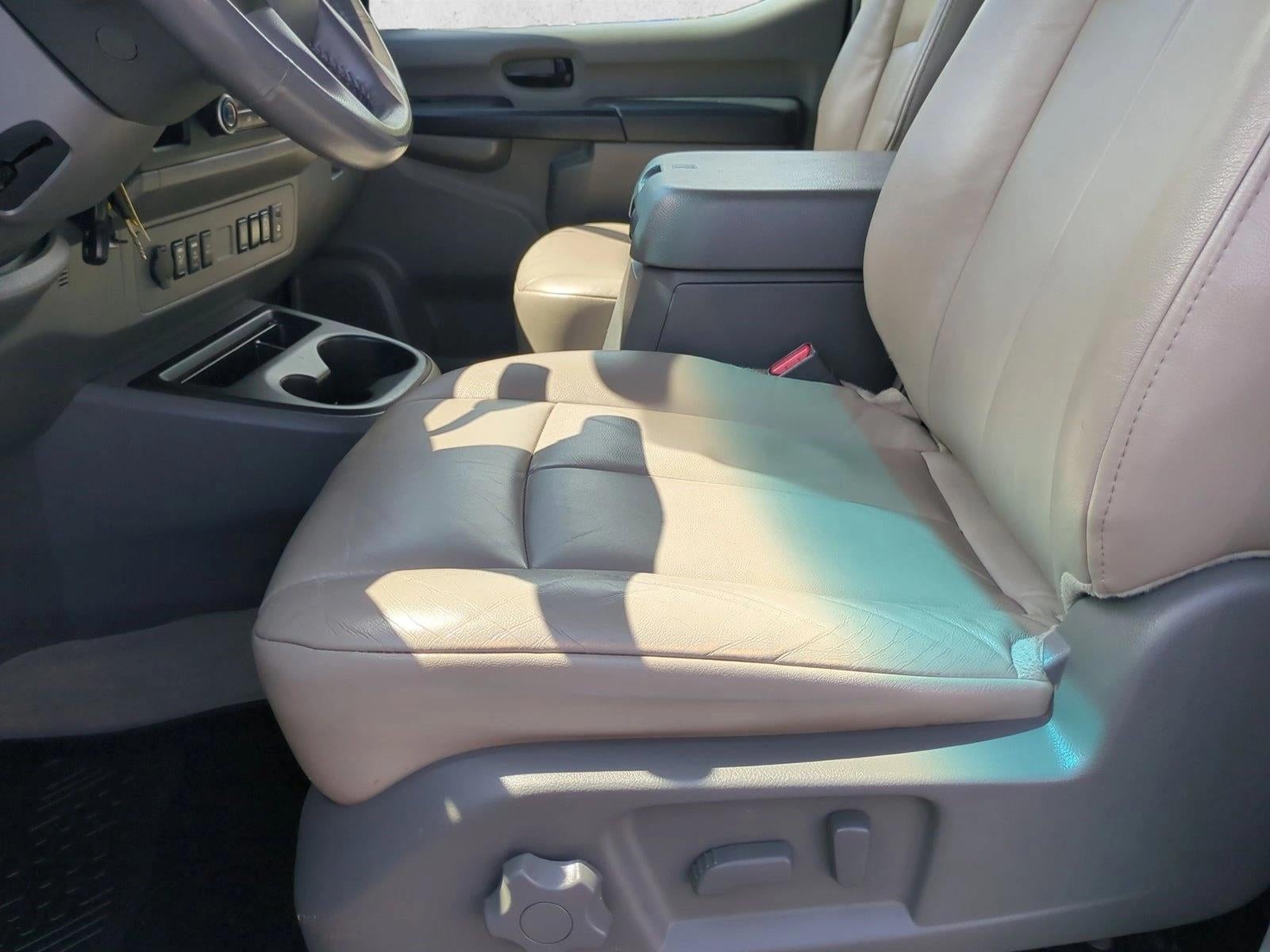 2016 Nissan NVP V8 SL