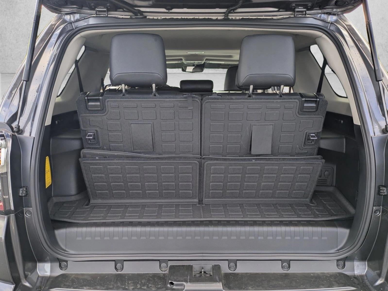 2022 Toyota 4Runner SR5 Premium 2WD (Natl)