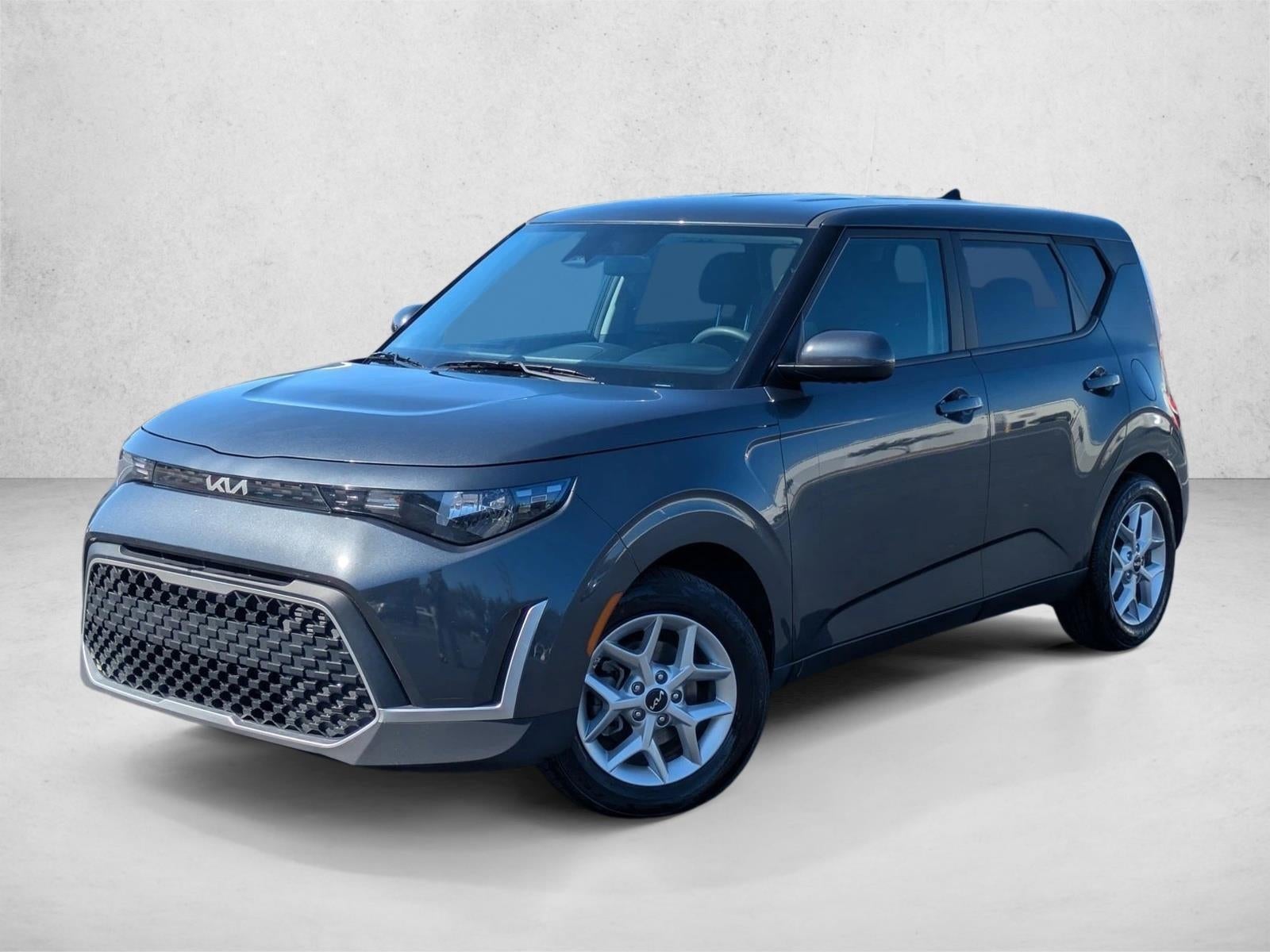 2024 Kia Soul LX IVT