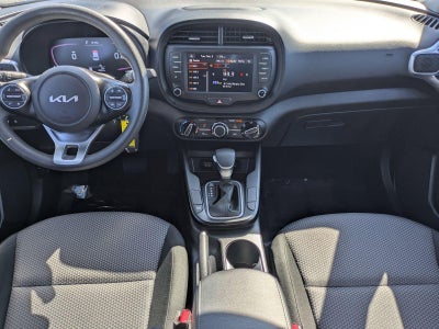 2024 Kia Soul LX IVT
