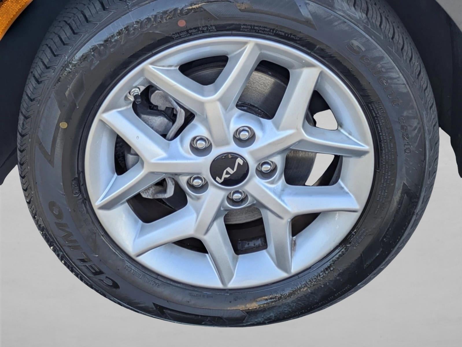 2024 Kia Soul LX IVT