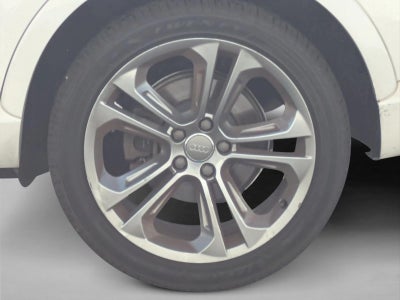 2018 Audi Q3 2.0 TFSI Sport Premium FWD