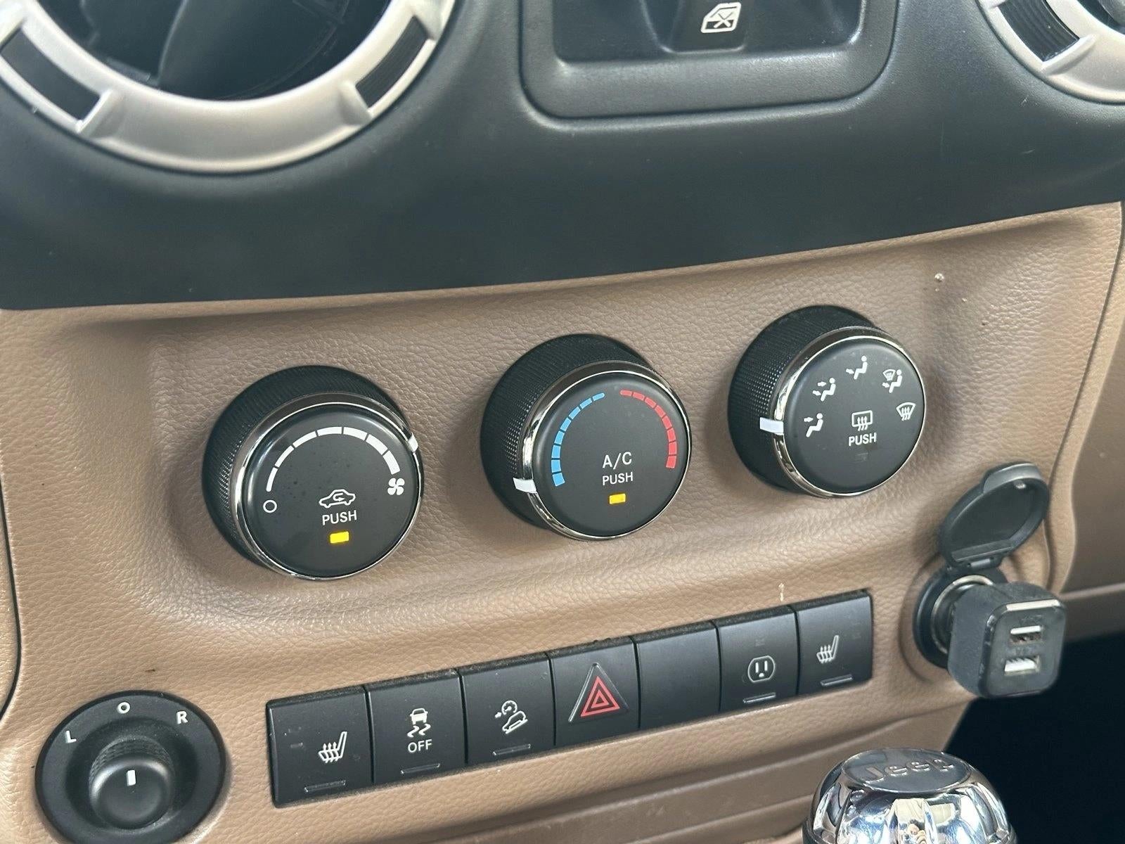 2016 Jeep Wrangler Unlimited 4WD 4dr Sahara