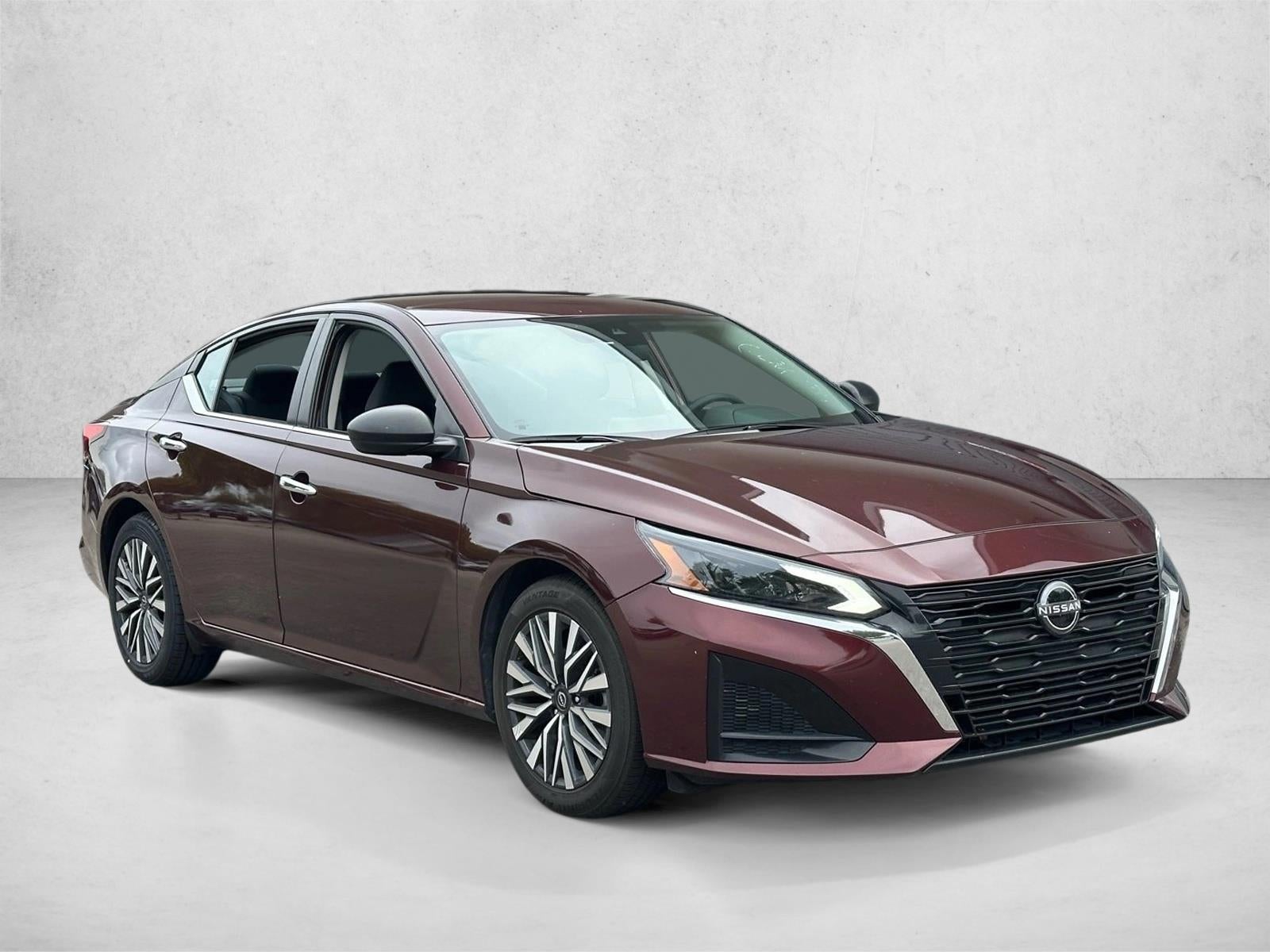 2024 Nissan Altima 2.5 SV Sedan